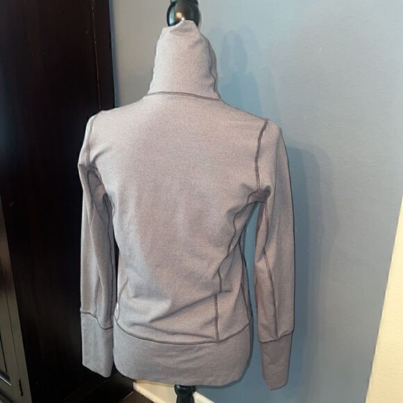 •Lululemon Stride jacket•​ - Picture 3 of 8